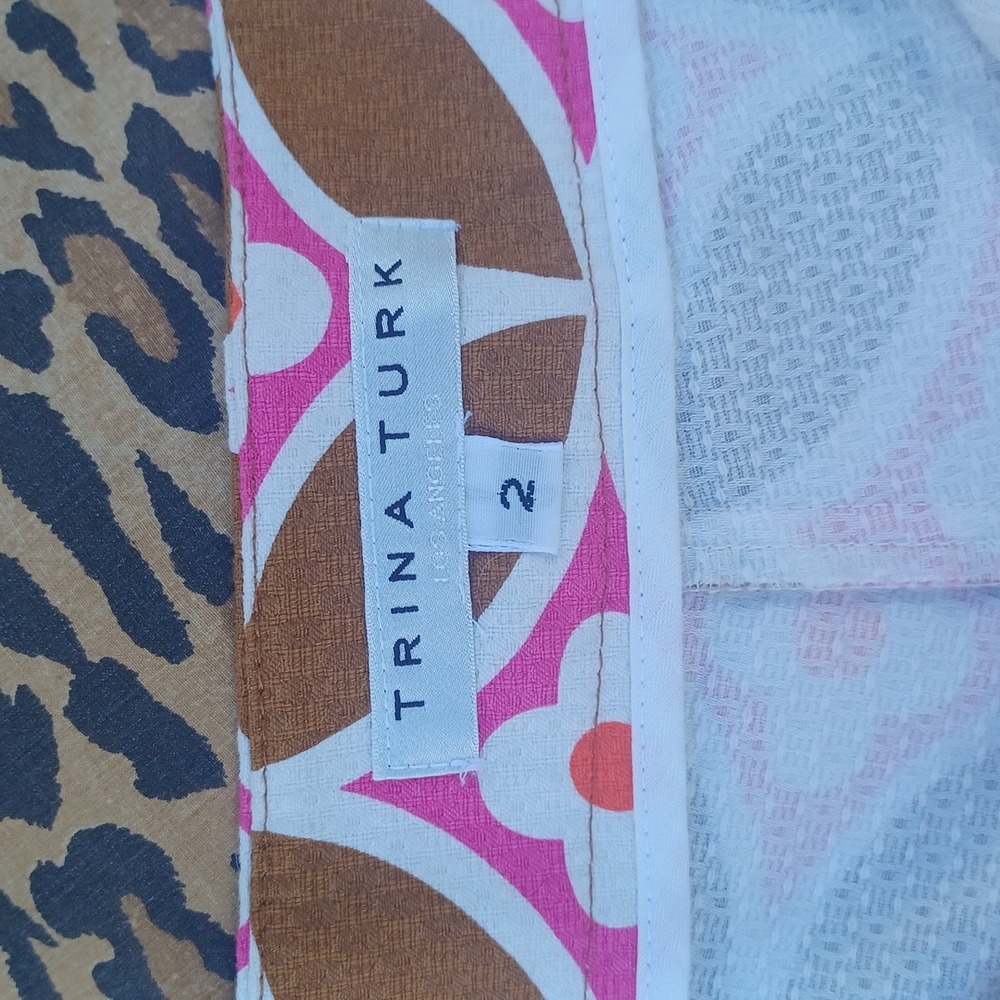 Trina Turk Brown and Pink Geometric Print Women's Shorts - Picture 5 of 10